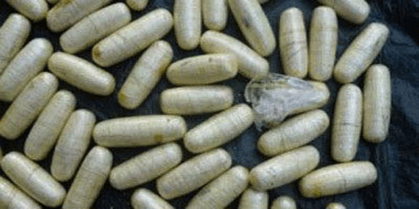 पेट में छुपाकर ले जा रहा था हेरोइन के 96 कैप्सूल