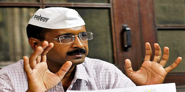 कांग्रेस ने पोस्टर मुद्दे को लेकर केजरीवाल पर साधा निशाना