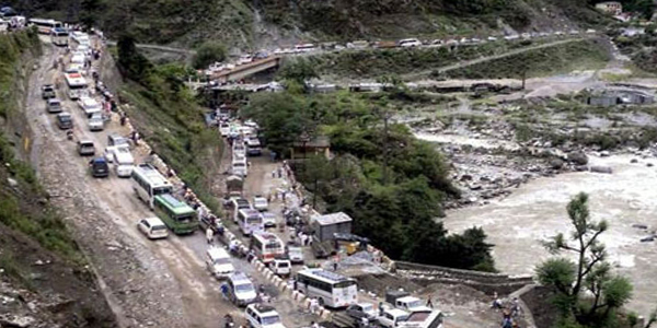 उत्तराखंड बाढ़: ‘महामारी की संभावना नहीं, बद्रीनाथ में राहत अंतिम चरण में’