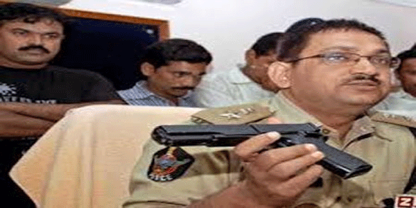 पुलिस ने साझे अभियान में 4 नक्सलियों को किया गिरफ्तार