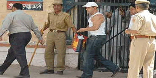 कांग्रेस एक राष्ट्रीय आपदा: रामदेव