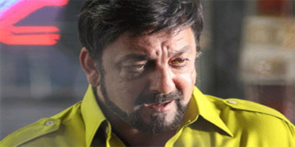 जंजीर की प्रमोशन के दौरान संजय दत्त की कमी खल रही है: अपूर्व लाखिया