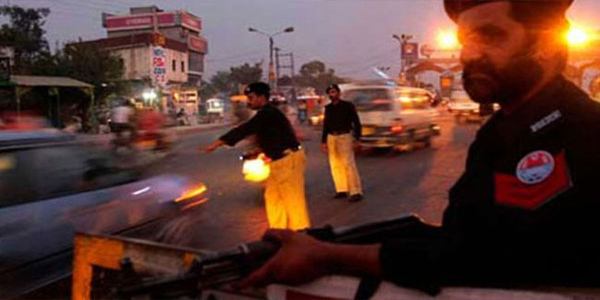 पाकिस्तान में हिंसक घटनाएं, आठ लोगों की मौत