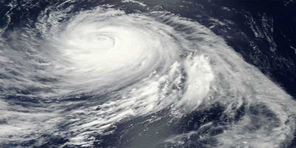 हांगकांग की ओर बढ़ रहा तीसरा सबसे खतरनाक तूफान!