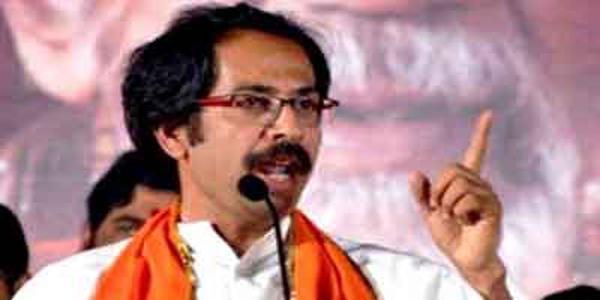 किश्तवाड़ क्यों नहीं जाती सोनिया: उद्धव