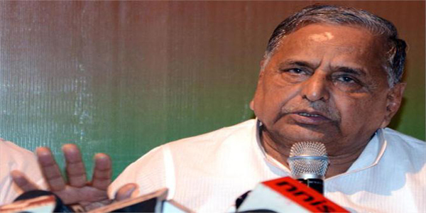 अयोध्या के बहाने दंगों का माहौल बना रही है बीजेपी: मुलायम