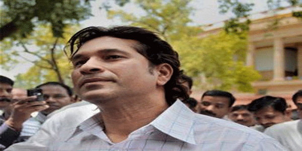 संसद का मॉनसून सत्र शुरू, संसद पहुंचे सचिन