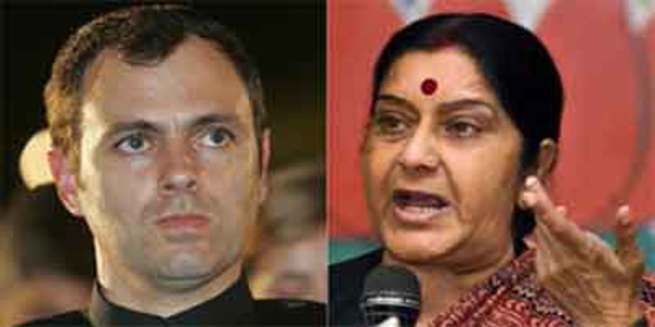 ट्विटर पर भिड़े सुषमा स्वराज और उमर अब्दुल्ला