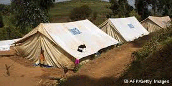 अमेरिकी हिंदुओं ने पाकिस्तानी शरणार्थियों को दान किए तंबू