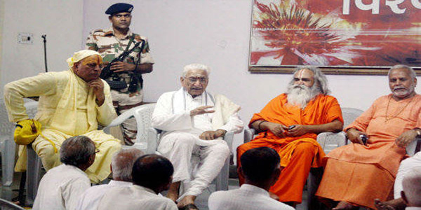 84 कोसी यात्रा WWF की कुश्ती?