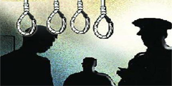 दामिनी गैंगरेप: फांसी की सजा सुन अक्षय की पत्नी और मां हुई बेहोश