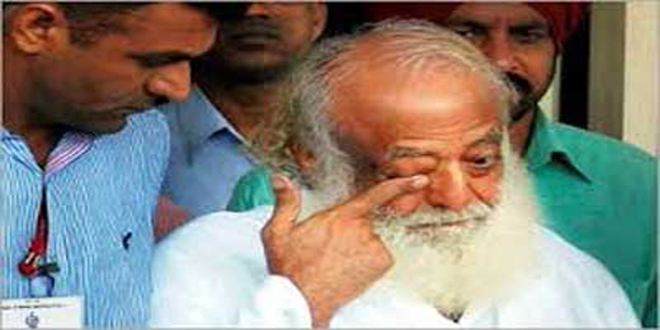 शिवा के मोबाइल में आसाराम की क्लिपिंग, महिला के शरीर पर फेर रहे हैं हाथ!