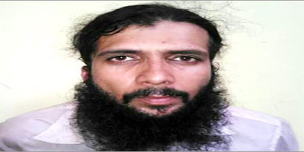 भटकल को बचाते खुद फंसे फारूकी, पार्टी से हुए सस्पेंड