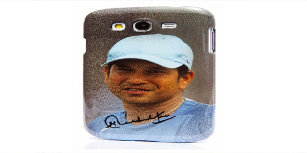 सचिन ने स्मार्टफोन कैस पेश किया