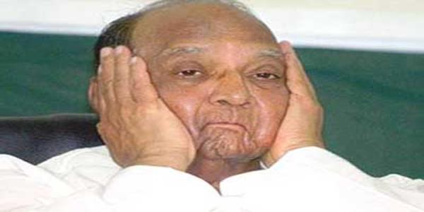 शरद पवार का आपत्तिजनक बयान, सांझी सरकार की वजह से सह रहा हूं