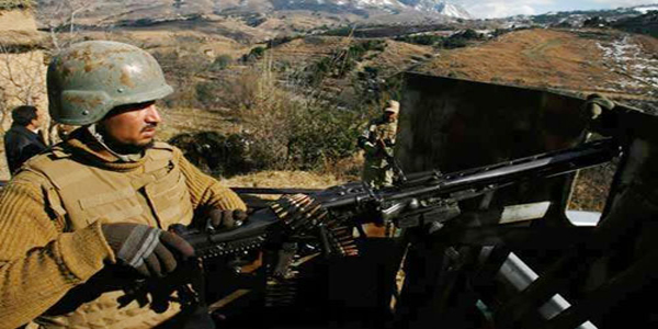 सीमा पर पाक फायरिंग जारी, 1 जवान शहीद