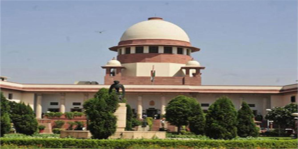 SC का चुनाव आयोग को निर्देश: मतदाताओं को मिले वोटिंग की रसीद