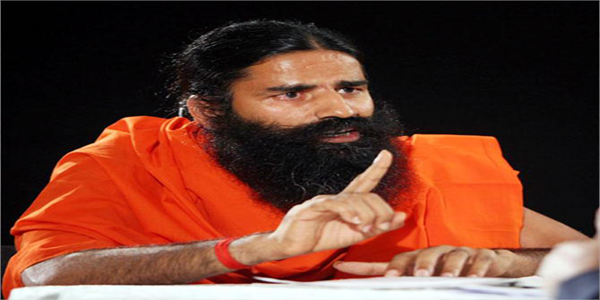 रामदेव बोले, विदेशी मैडम और उसके राजकुमार ने इस देश को लूटा