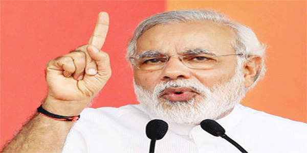 मोदी की रैली में सम्मानित हुए दंगा आरोपी