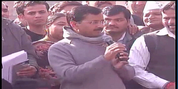 जनता दरबार: अरविंद जी, ‘अब आप हमारे नेता हो गए हैं