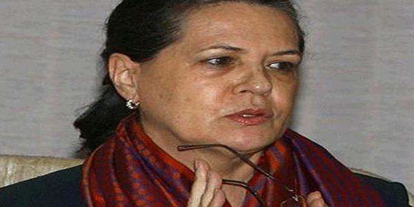 67 साल की हुईं सोनिया गांधी
