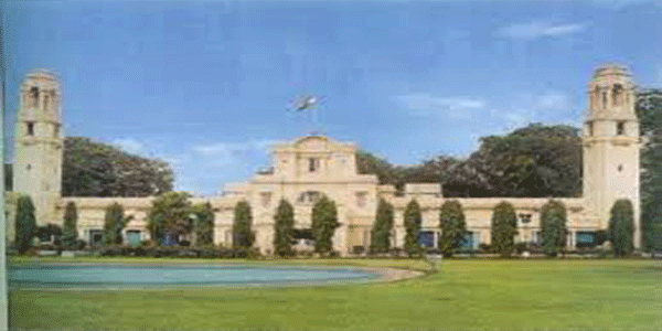 विधानसभा तैयार, सरकार का हाे रहा इंतजार