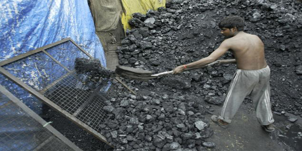 61 कोयला ब्लाक कंपनियों को कारण बताओ नोटिस जारी