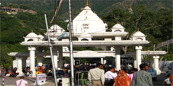 ‘आस्था’ में मिली करोड़ों की ‘खोट’