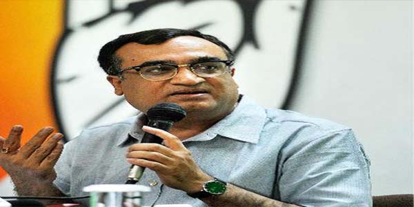 कांग्रेस सत्ता में आई तो झुग्गी वासियों को फ्लैट देंगे: माकन